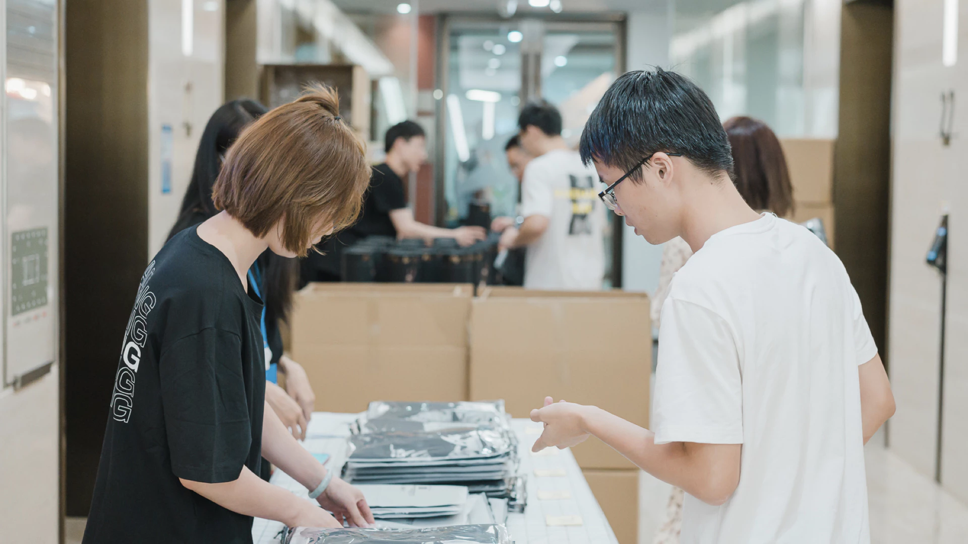 稿定设计丨2020中秋礼盒 3.3